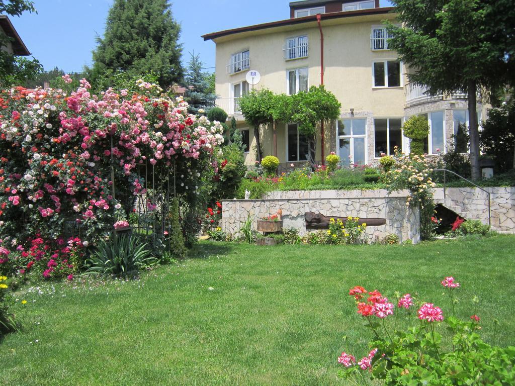 Guest House Bankya Exterior photo