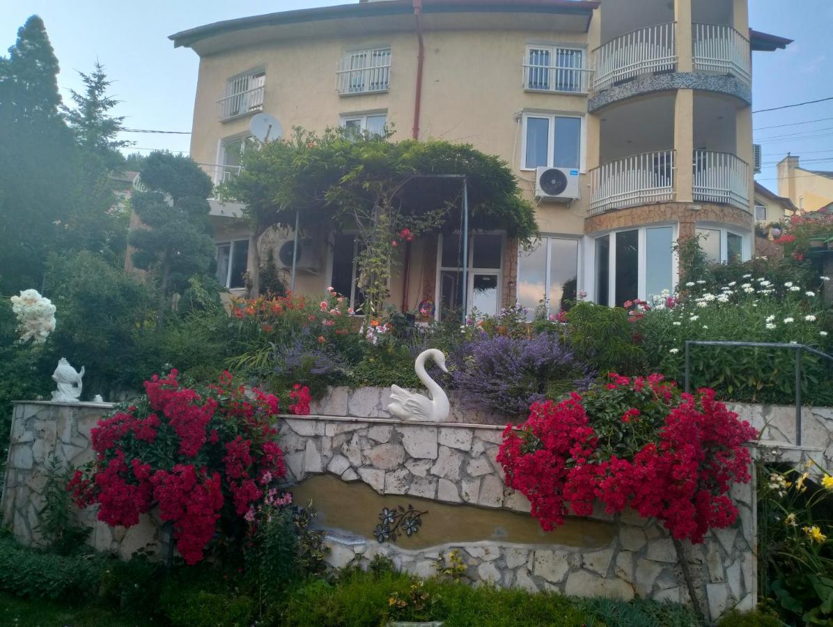 Guest House Bankya Exterior photo